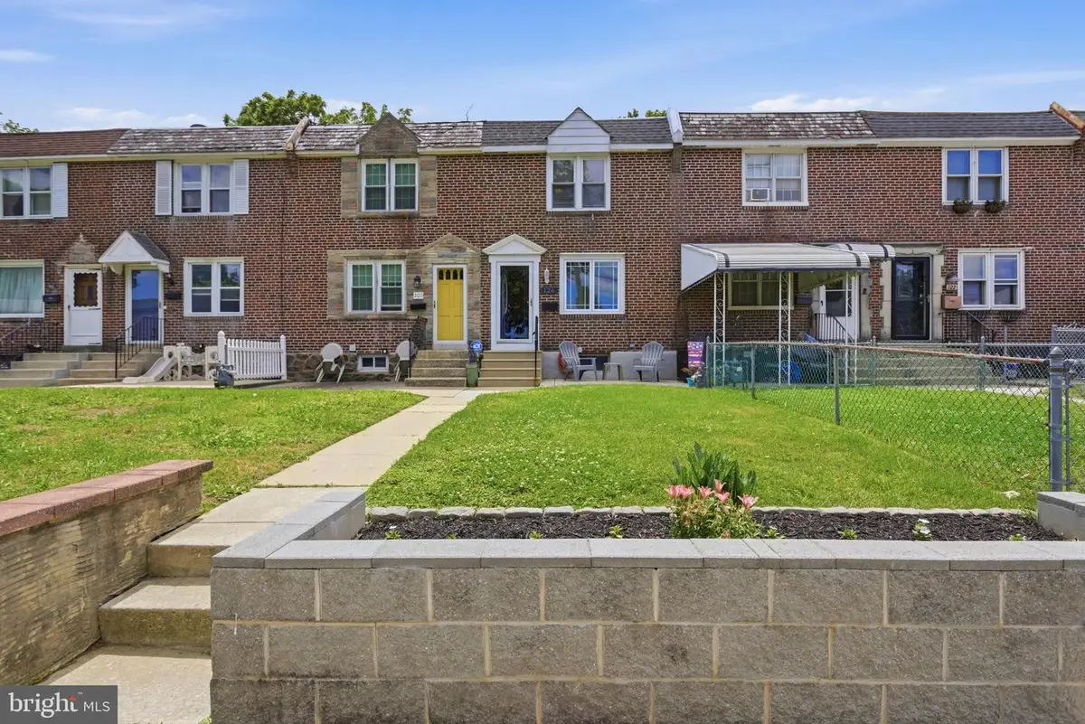 126 S Church St, Clifton Heights, PA 19018 - #1