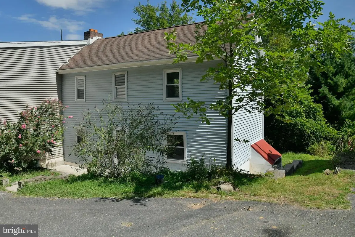 7 Helluva Hill Ln, Glen Mills, PA 19342 - #1