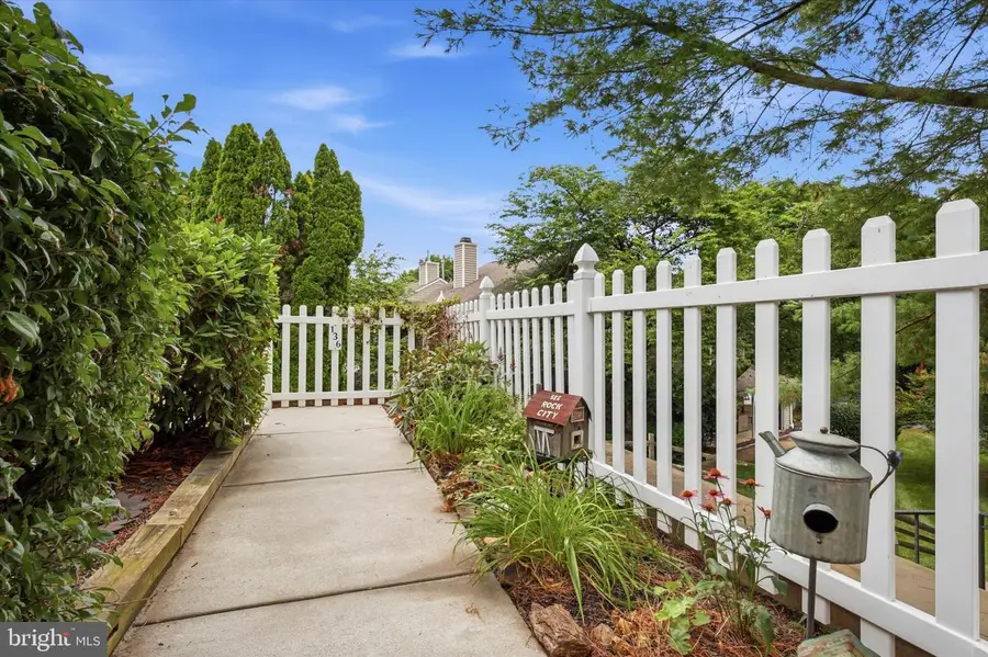 136 Deerfield Ct #136, Glen Mills, PA 19342 - #2