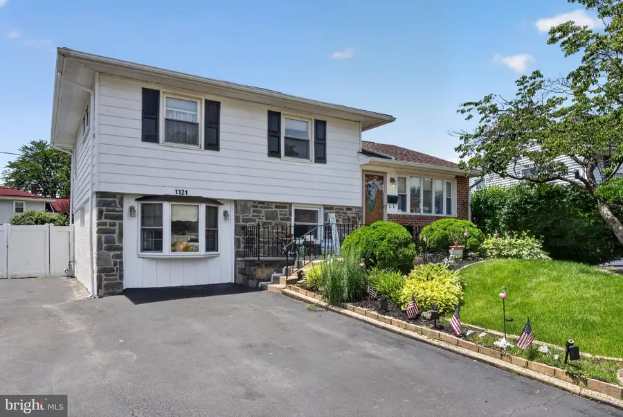 1121 Wynnbrook, Secane, PA 19018 - #3