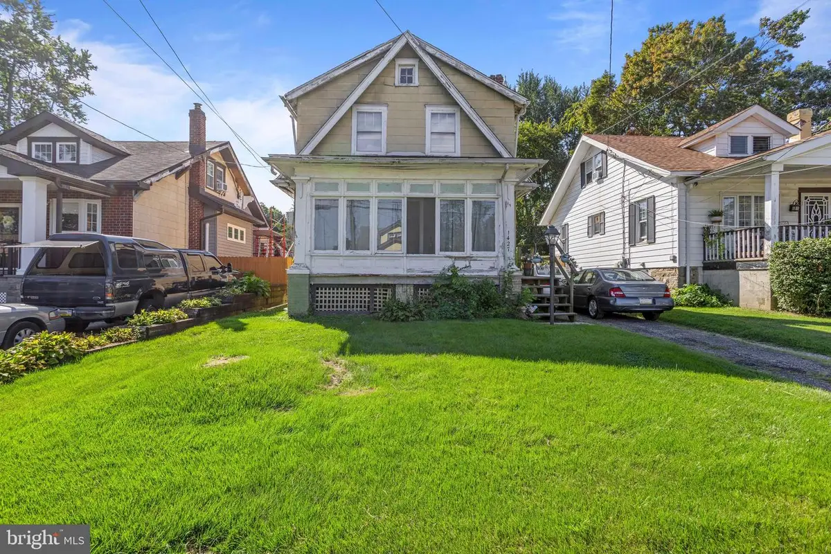 1427 Elmwood Ave, Sharon Hill, PA 19079 - #1
