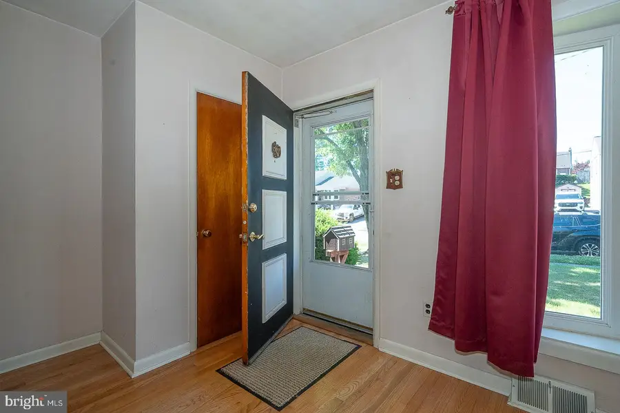 437 Rittenhouse Cir, Havertown, PA 19083 - #3