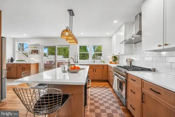 821 Coopertown Rd, HAVERFORD, PA 19041