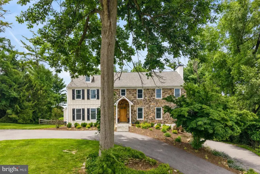 112 Hunt Valley Cir, Berwyn, PA 19312 - #2