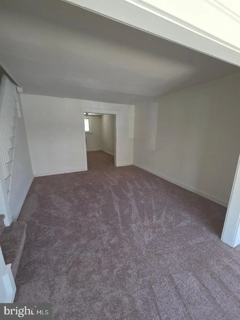 434 Hampden Rd, Upper Darby, PA 19082 - #3