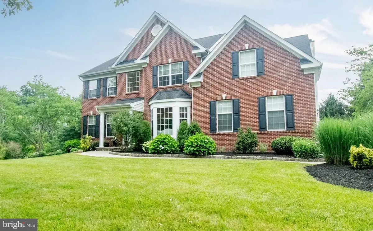 4 Marshall Ct, Glen Mills, PA 19342 - #1
