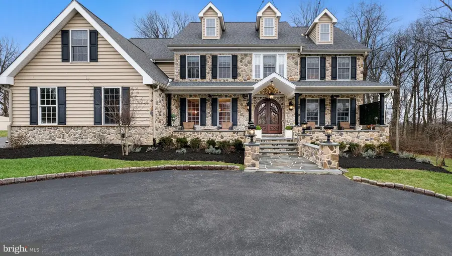 94 Autumn Woods Ln, Glen Mills, PA 19342 - #2