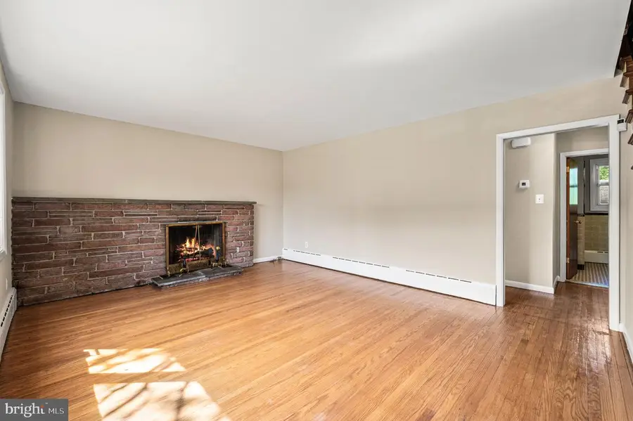 640 S Eagle Rd, Havertown, PA 19083 - #3