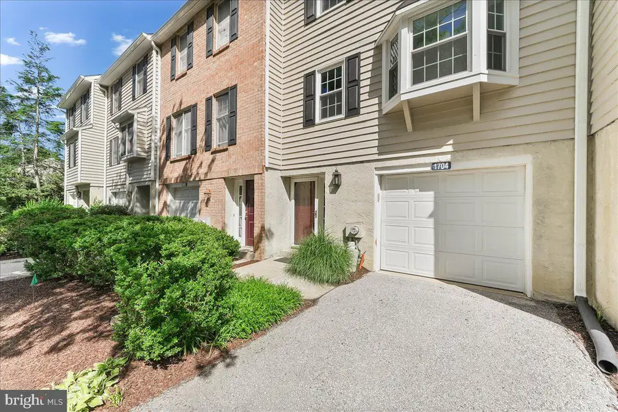 1704 N Glen Dr #1704, Glen Mills, PA 19342 - #2