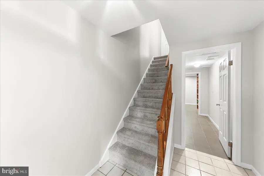 1704 N Glen Dr #1704, Glen Mills, PA 19342 - #3