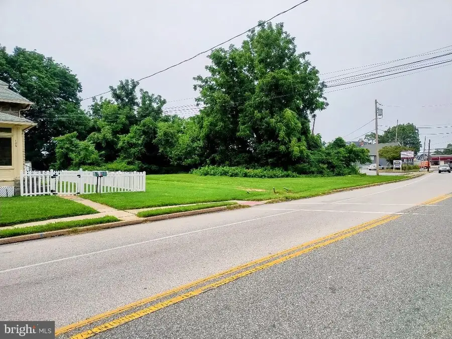 100 W Brookhaven Rd, Brookhaven, PA 19015 - #3