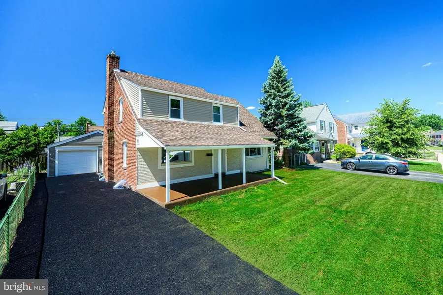 431 Holmes Rd, Morton, PA 19070 - #2