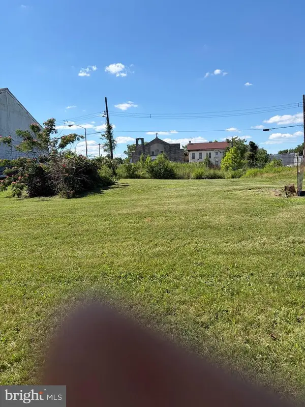 321 W 3rd St, CHESTER, PA 19013