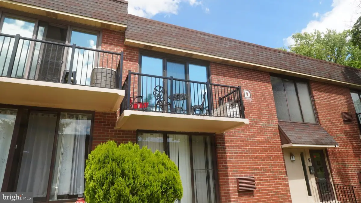 100 E Glenolden Ave #d-7, Glenolden, PA 19036 - #1