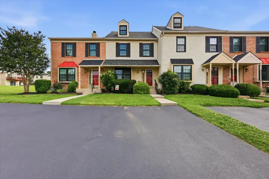 406 Carpenter Cir, Brookhaven, PA 19015 - #2