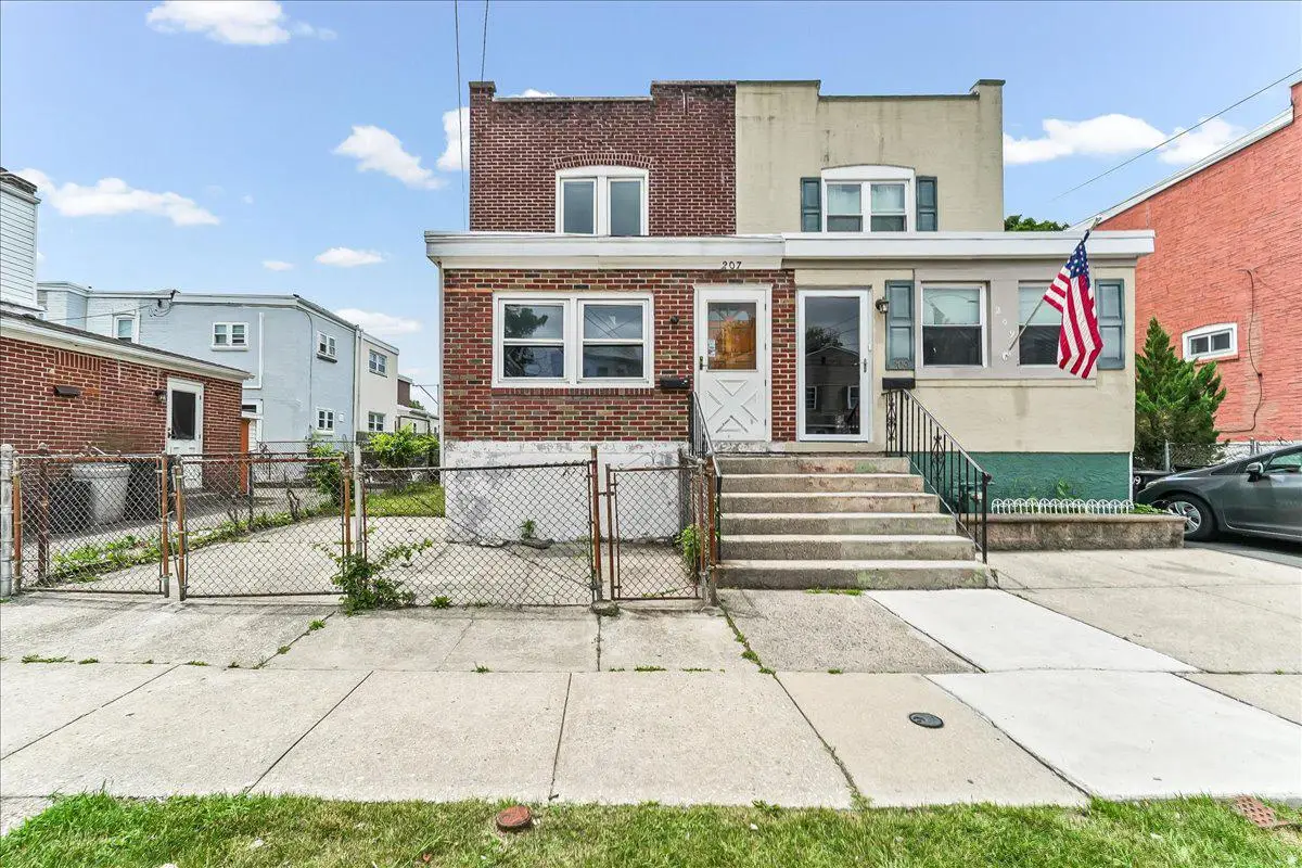 207 Bartram, Essington, PA 19029 - #1