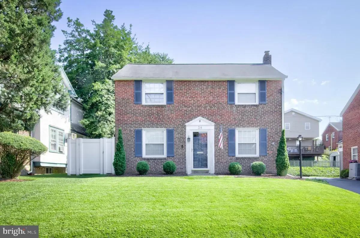 38 Wayne Ave, Springfield, PA 19064 - #1