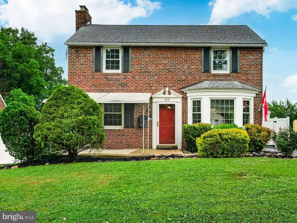 208 Stanton Rd, Havertown, PA 19083 - #1