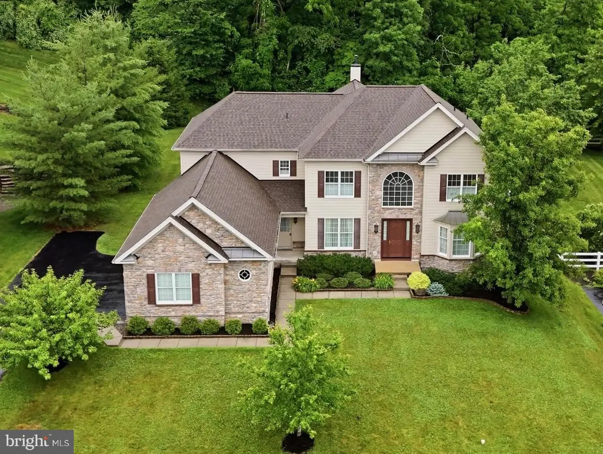 4 Strickland Way, Glen Mills, PA 19342 - #1
