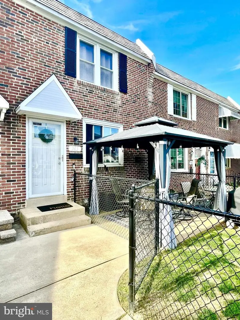 263 W Wyncliffe Ave, Clifton Heights, PA 19018 - #1