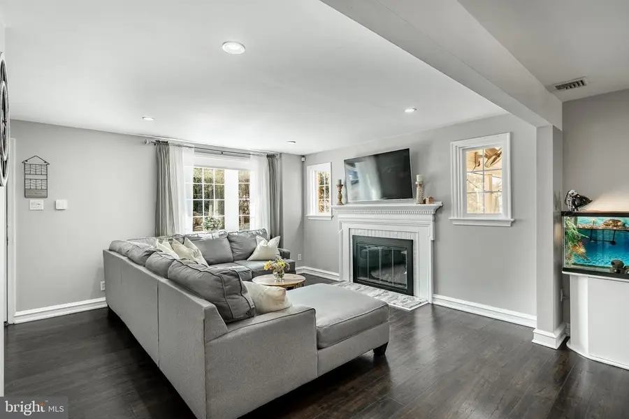 1000 Carroll Rd, Wynnewood, PA 19096 - #2