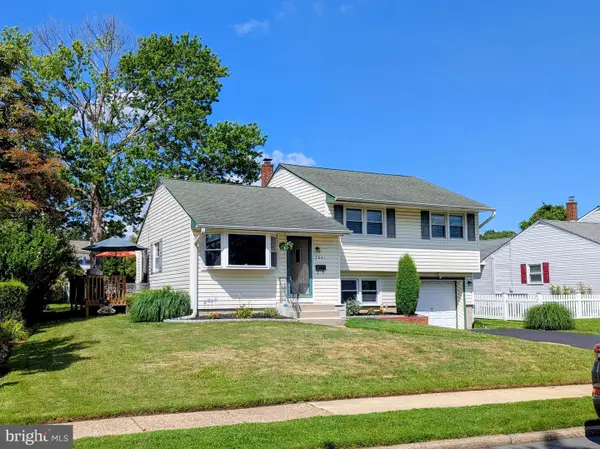 3641 Deepwater Ln, BROOKHAVEN, PA 19015
