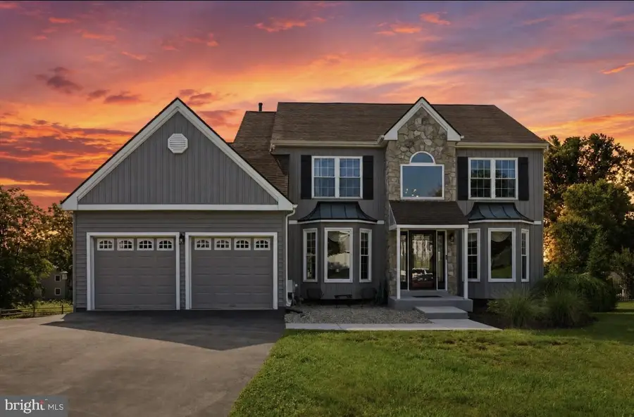 16 E Evans Way, Aston, PA 19014 - #2
