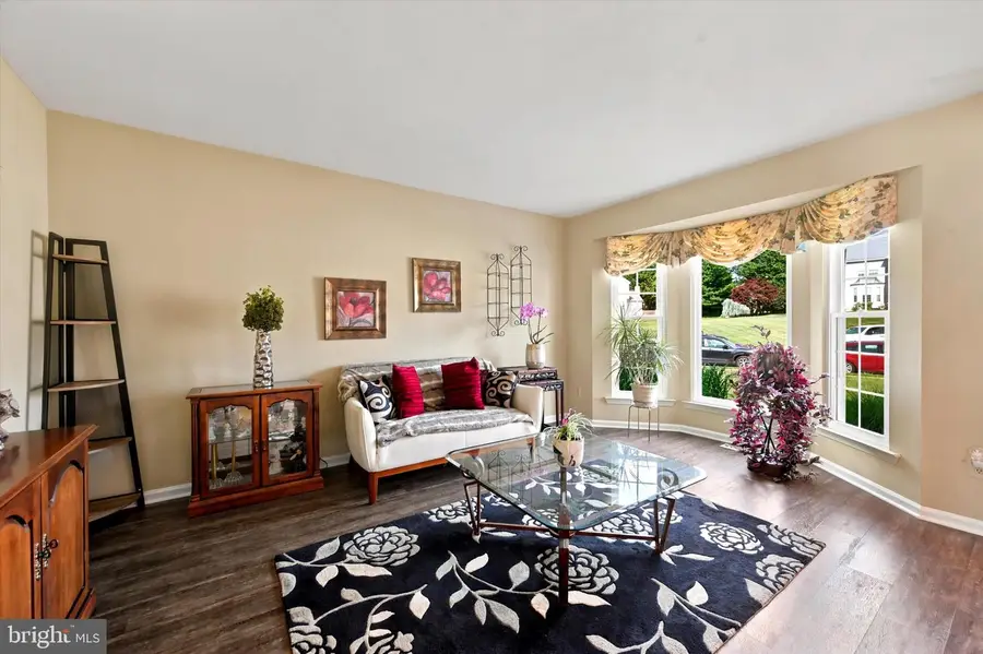 16 E Evans Way, Aston, PA 19014 - #3