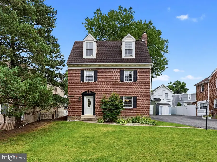 106 Merion Ave, Aldan, PA 19018 - #2