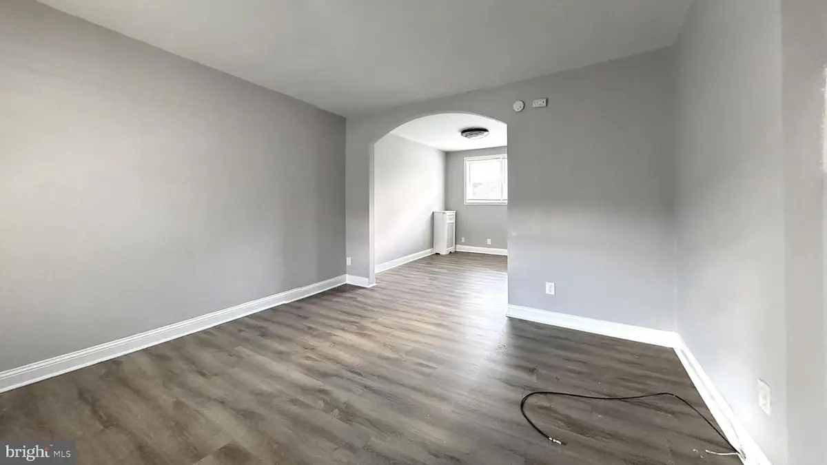 7035 Guilford Rd, Upper Darby, PA 19082 - #1