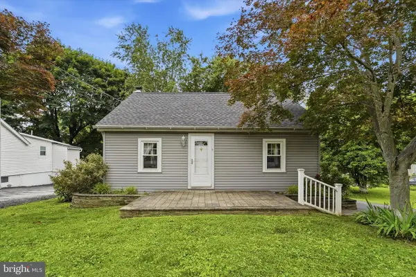 202 Highland Ave, GLEN RIDDLE LIMA, PA 19037