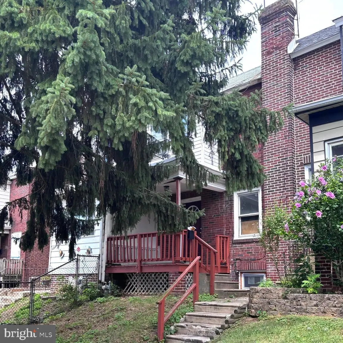 332 W 15th St, Chester, PA 19013 - #1