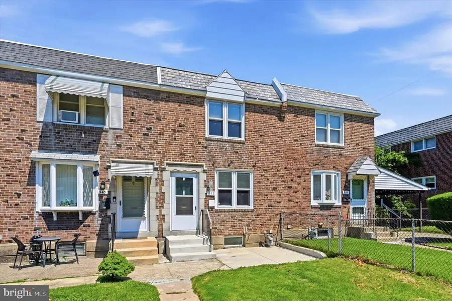 345 Westmont Dr, Collingdale, PA 19023 - #2