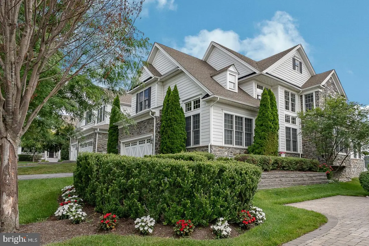 305 Sunny Brook Ln, Newtown Square, PA 19073 - #1