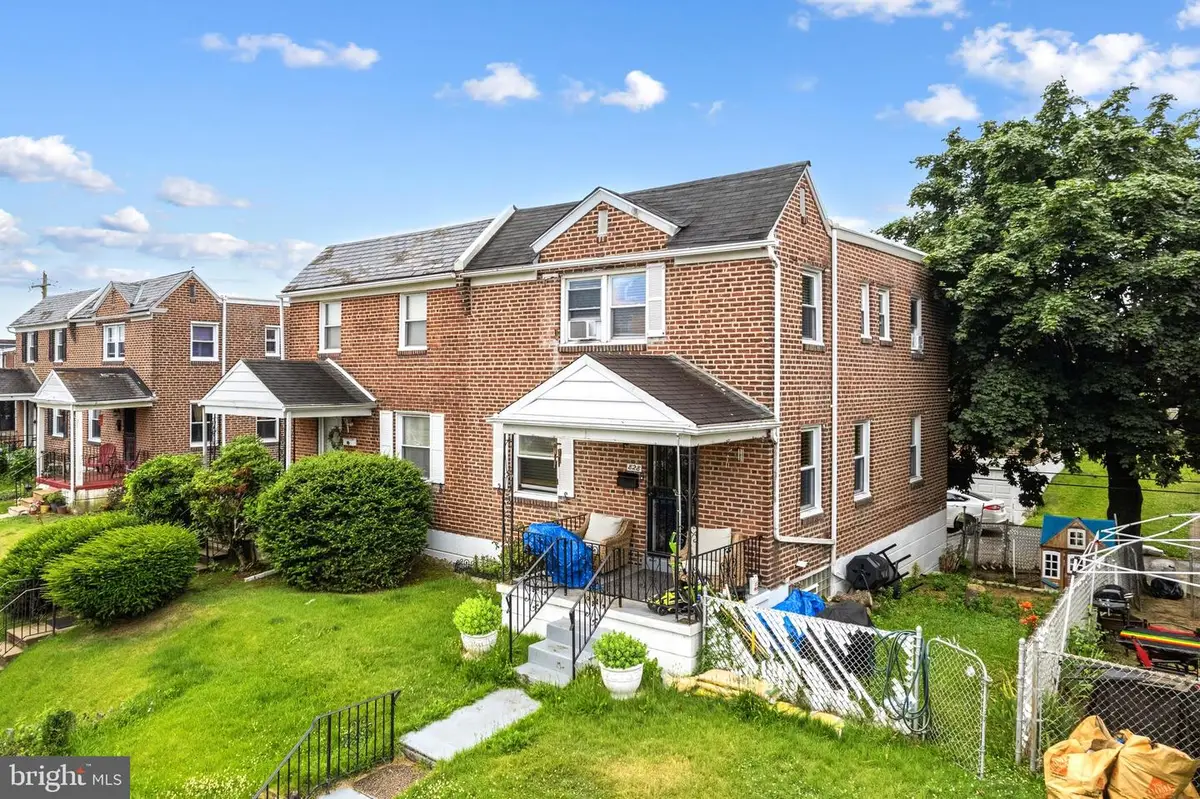 828 Laurel Rd, Lansdowne, PA 19050 - #1