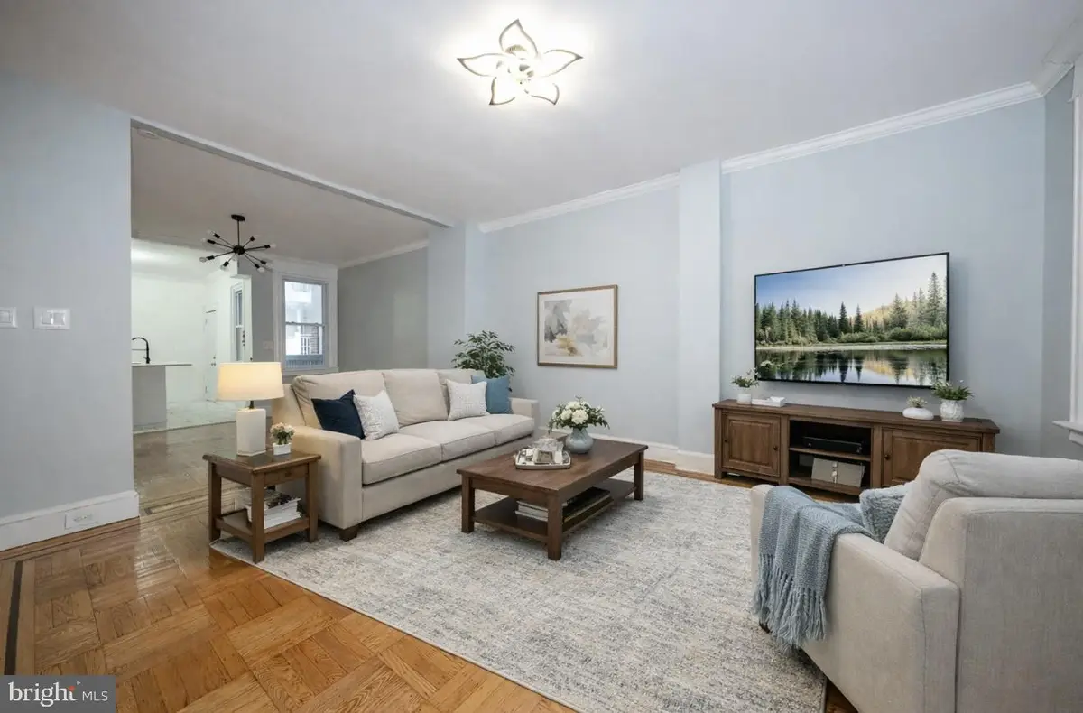 212 Copley Rd, Upper Darby, PA 19082 - #1