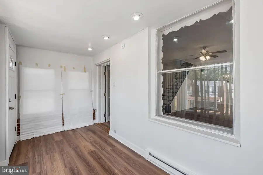 627 Walnut St, Darby, PA 19023 - #3