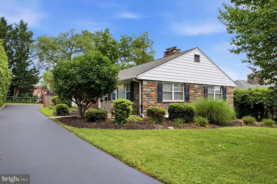 276 Ellis Rd, Havertown, PA 19083 - #2
