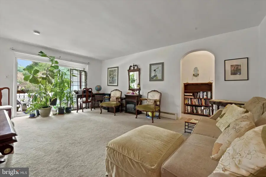 412 N Wayne Ave #208, Wayne, PA 19087 - #2