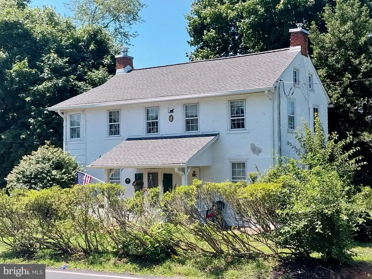 346 Thornton Rd, Thornton, PA 19373 - #1