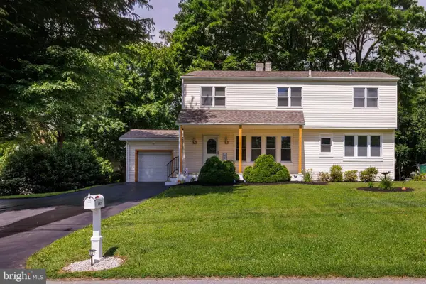 652 Meetinghouse Rd, UPPER CHICHESTER, PA 19061