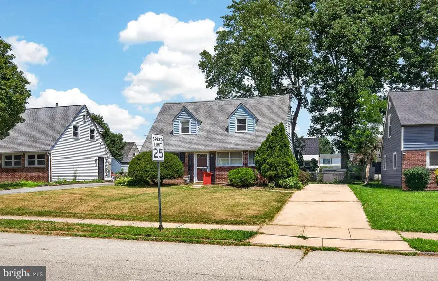 824 Quince Ln, Secane, PA 19018 - #2