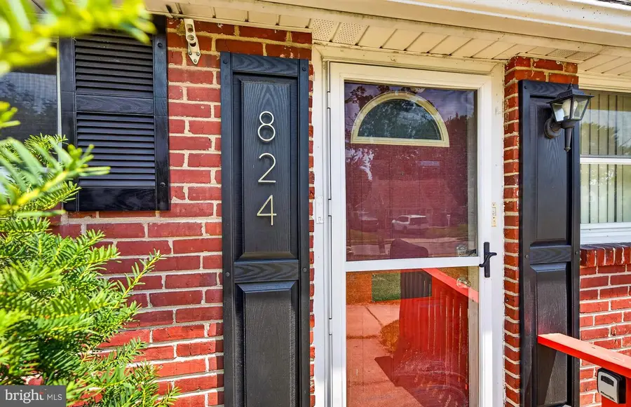824 Quince Ln, Secane, PA 19018 - #3
