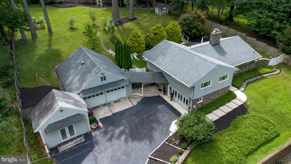 160 Paxon Hollow Rd, MEDIA, PA 19063