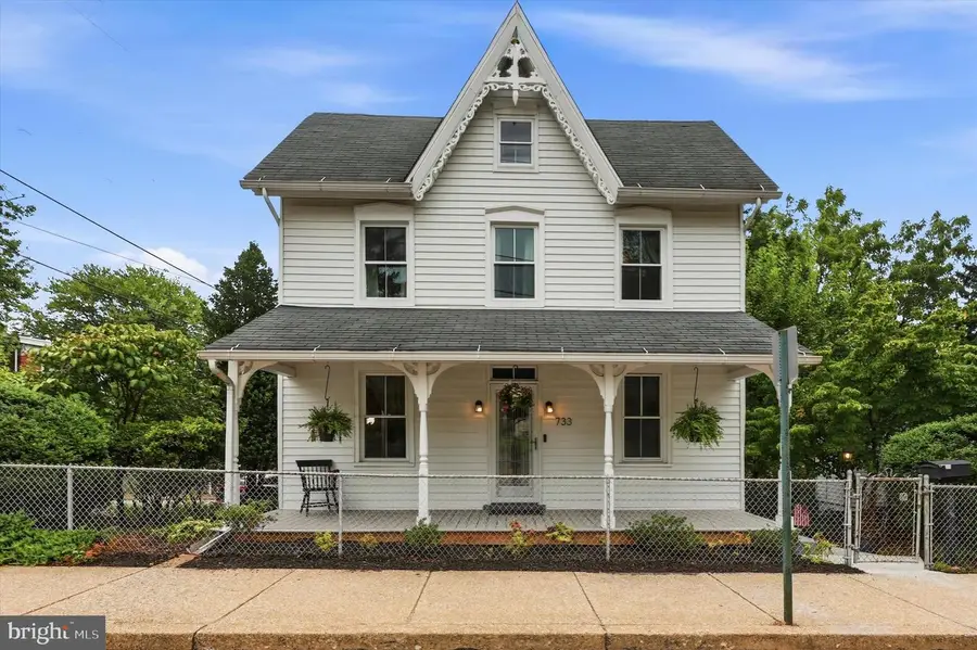 733 Main St, Brookhaven, PA 19015 - #2