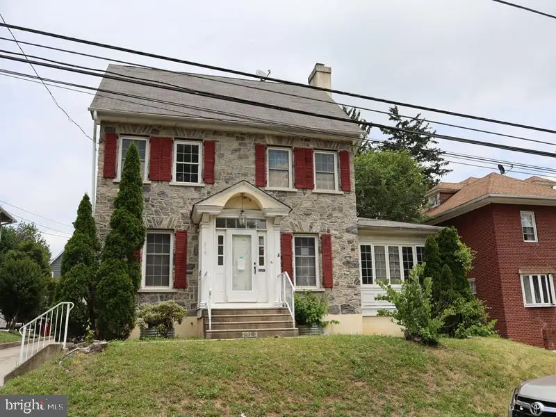 219 Wayne Ave, Lansdowne, PA 19050 - #1