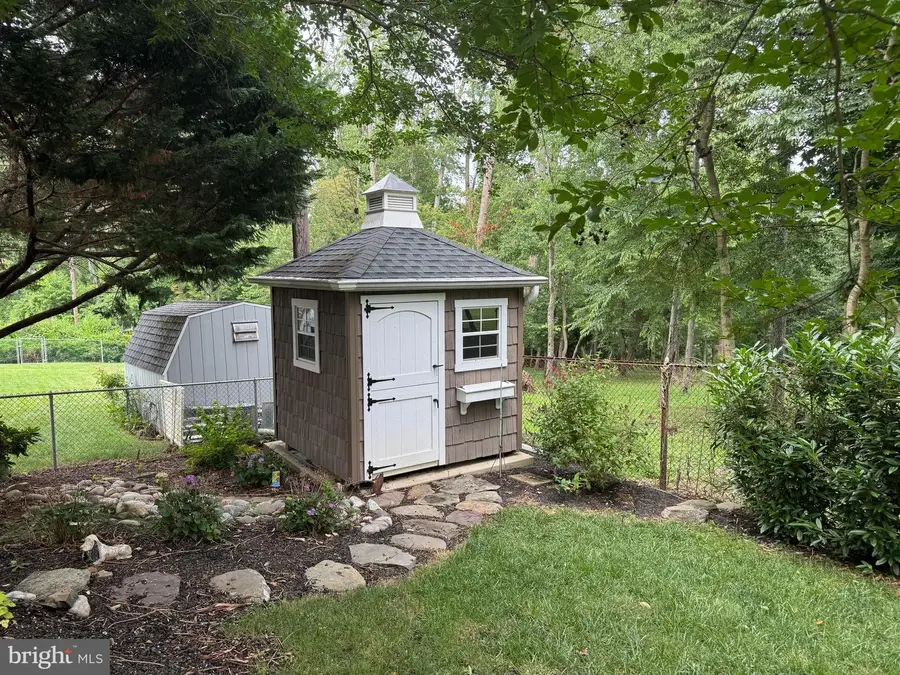 609 Hillside Ave, Brookhaven, PA 19015 - #2