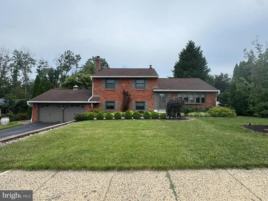 609 Hillside Ave, Brookhaven, PA 19015 - #3