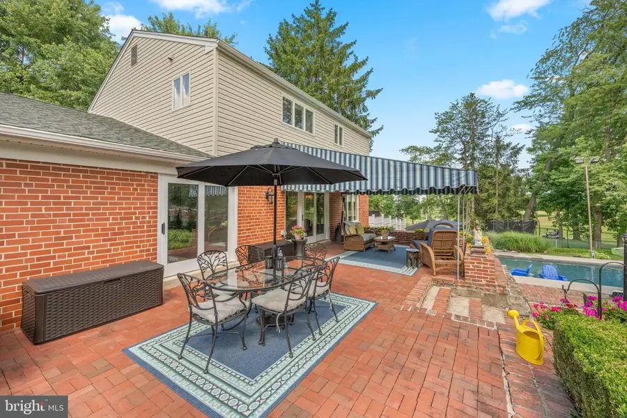 217 Hemlock Ln, Springfield, PA 19064 - #2