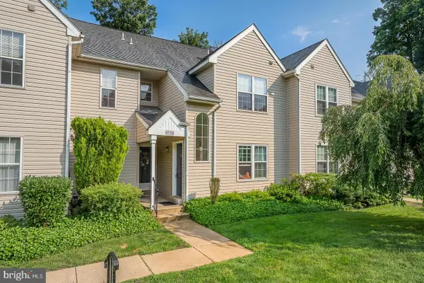 421 Derry Dr #421, ASTON, PA 19014